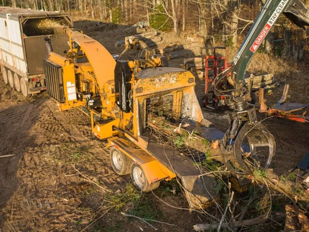 2025 Bandit 3090 | Whole Tree Chipper | Towable | Track