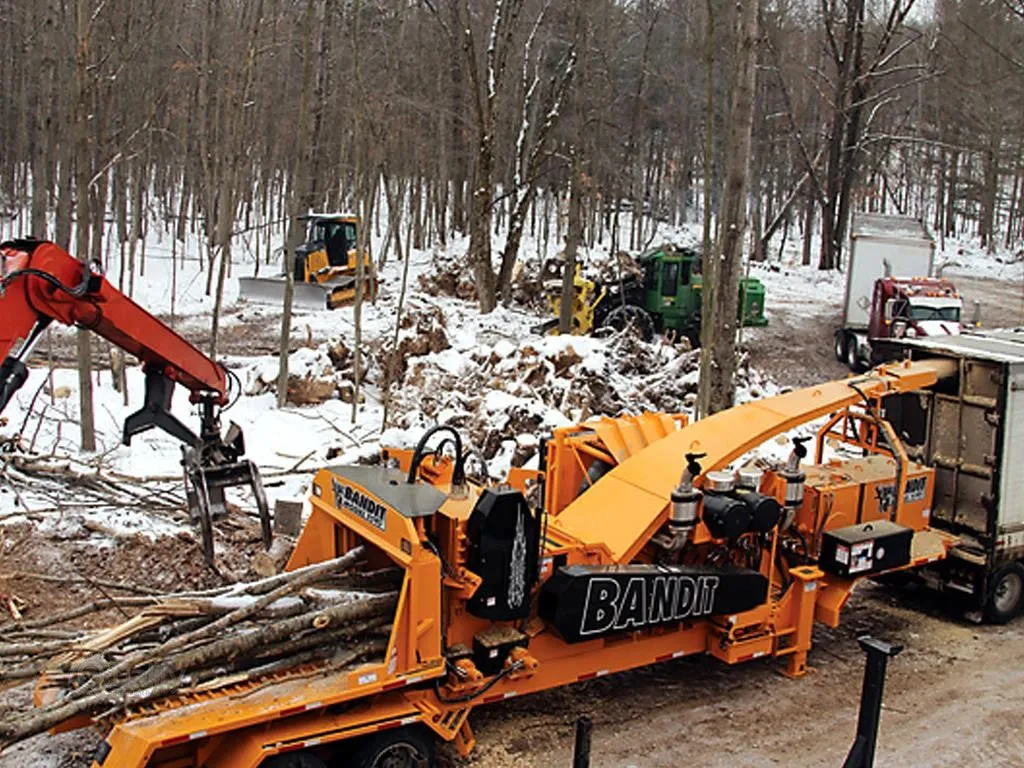 2025 Bandit 3590 | Whole Tree Chipper | Towable / Track