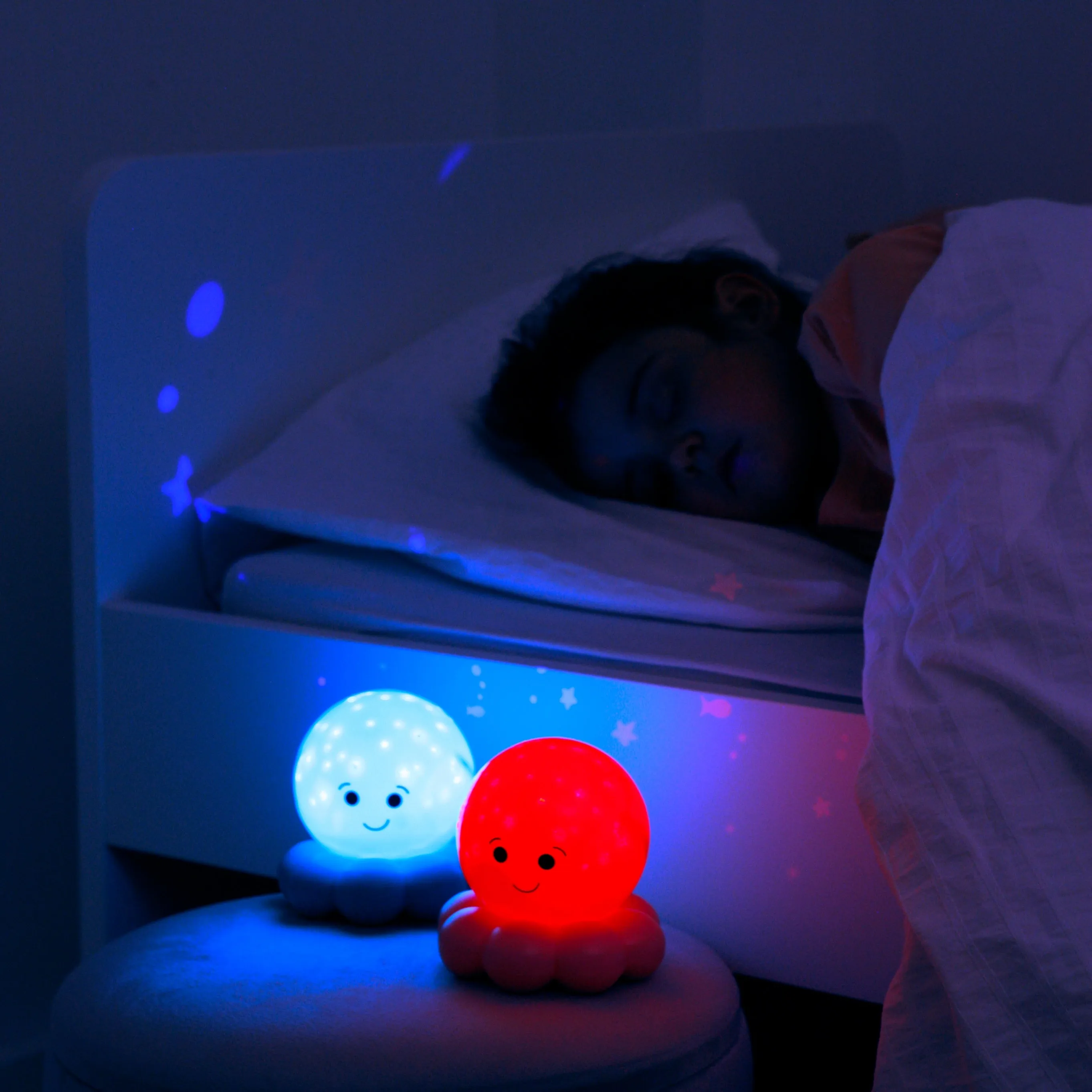 Cloud b -Twinkles To Go Octo | Blue Projecting Night Light