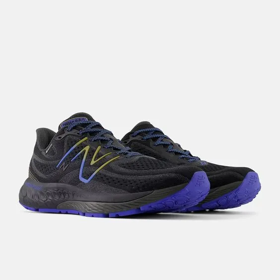 NEW BALANCE- MEN'S 880 ATHLETIC SHOE