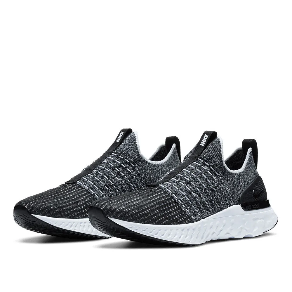 Nike Men's React Phantom Run Flyknit 2 Road Running Shoes