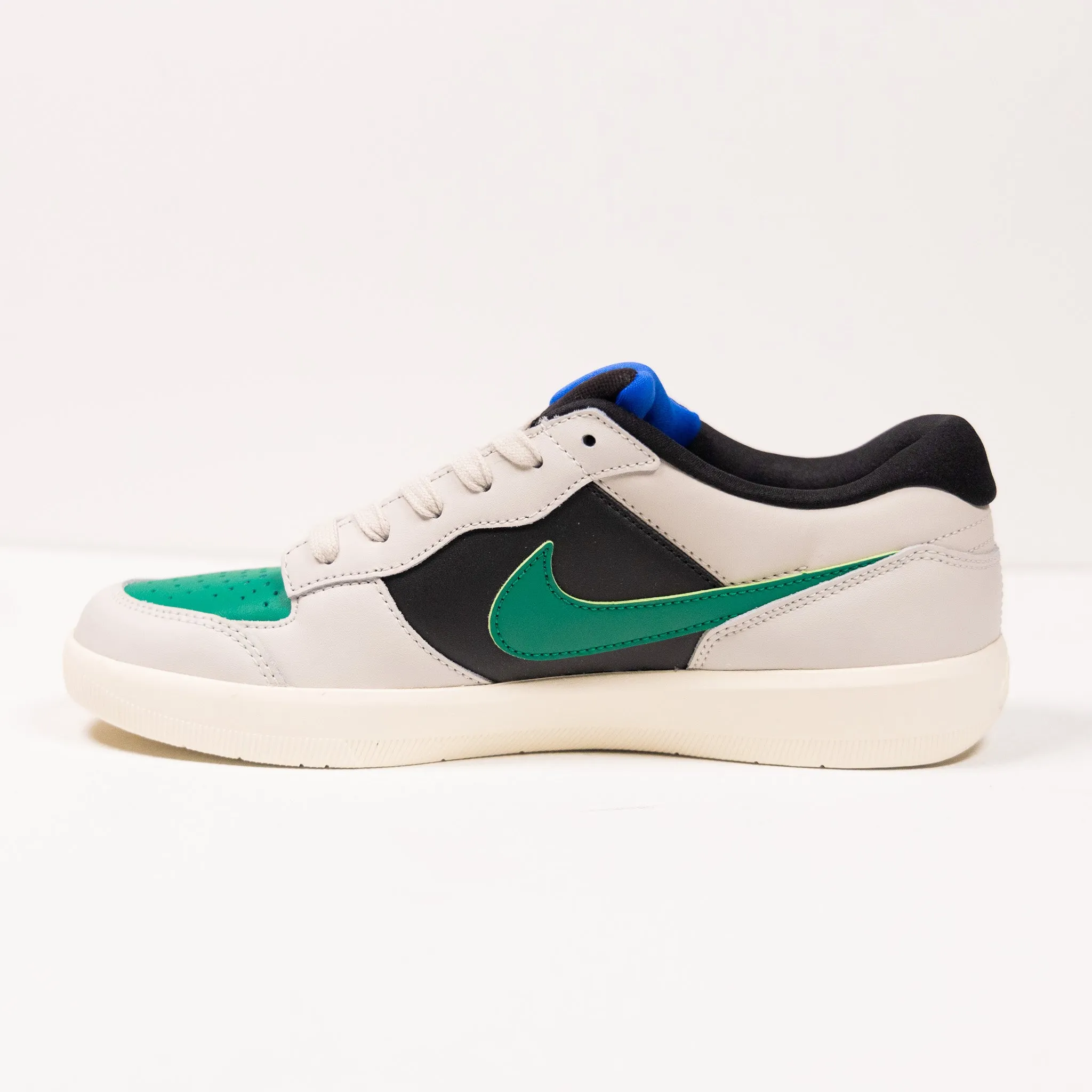 Nike SB Force 58 Premium - Light Bone/Malachine-Black-Sail