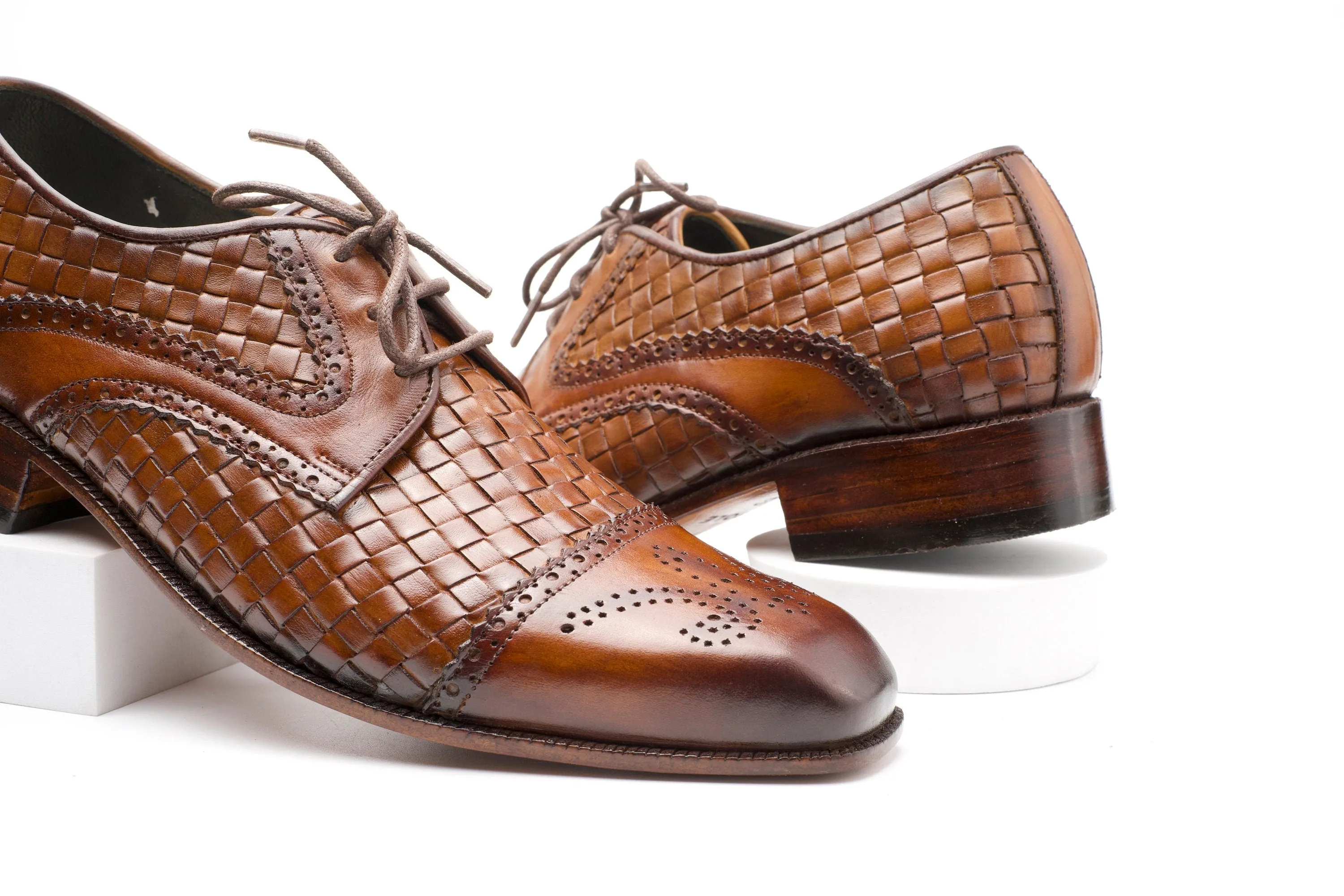 Real Handmade Cap Toe Derby Brogue Leather Shoes for men made of Hand Woven crust Leather