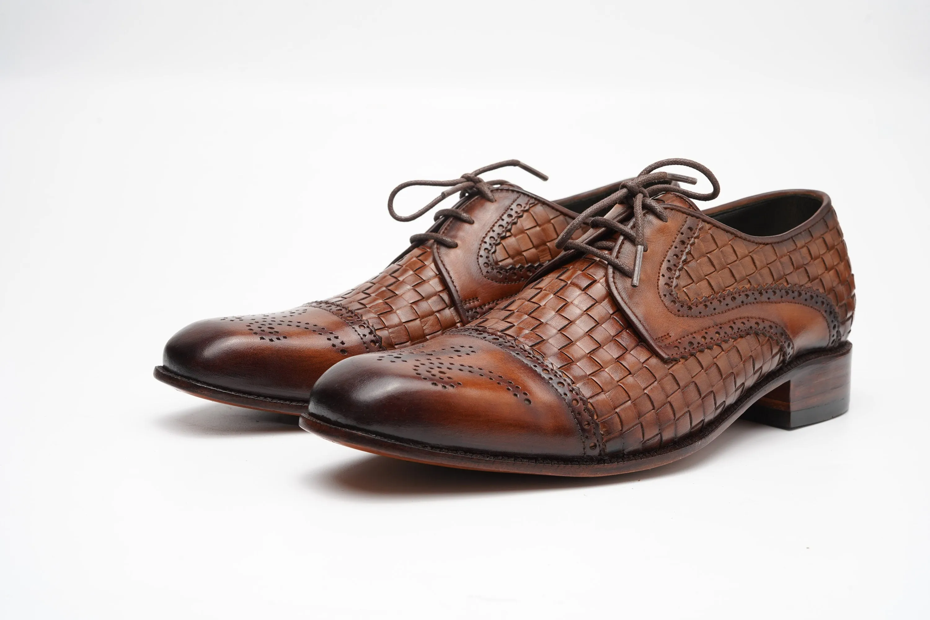 Real Handmade Cap Toe Derby Brogue Leather Shoes for men made of Hand Woven crust Leather