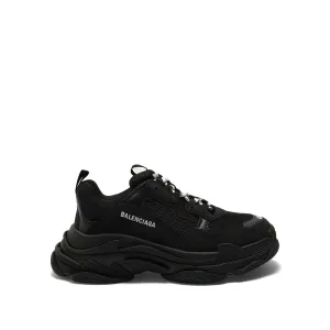 Triple S Sneaker in Black