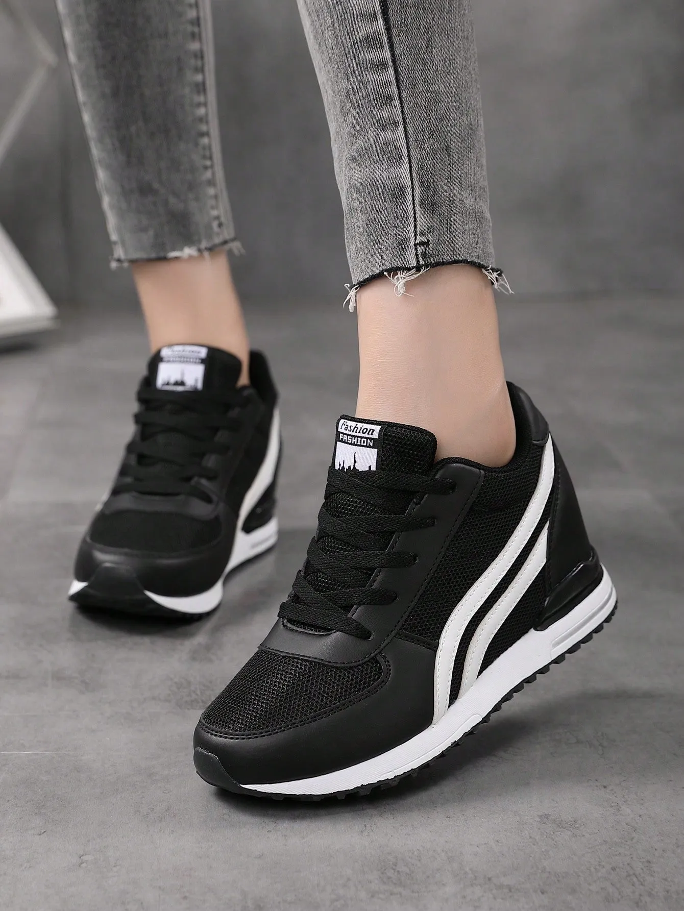 Women Two Tone Lace-up Front Wedge Sneakers, Sporty Outdoor Wedge Sneakers